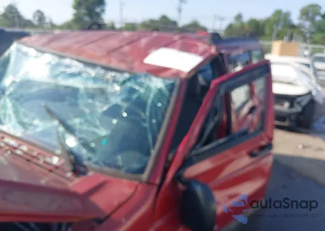 1999 Jeep Cherokee Classic/Sport z USA, uszkodzony, nr VIN 1J4FF68S9XL511839